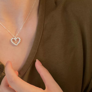 necklace in silver