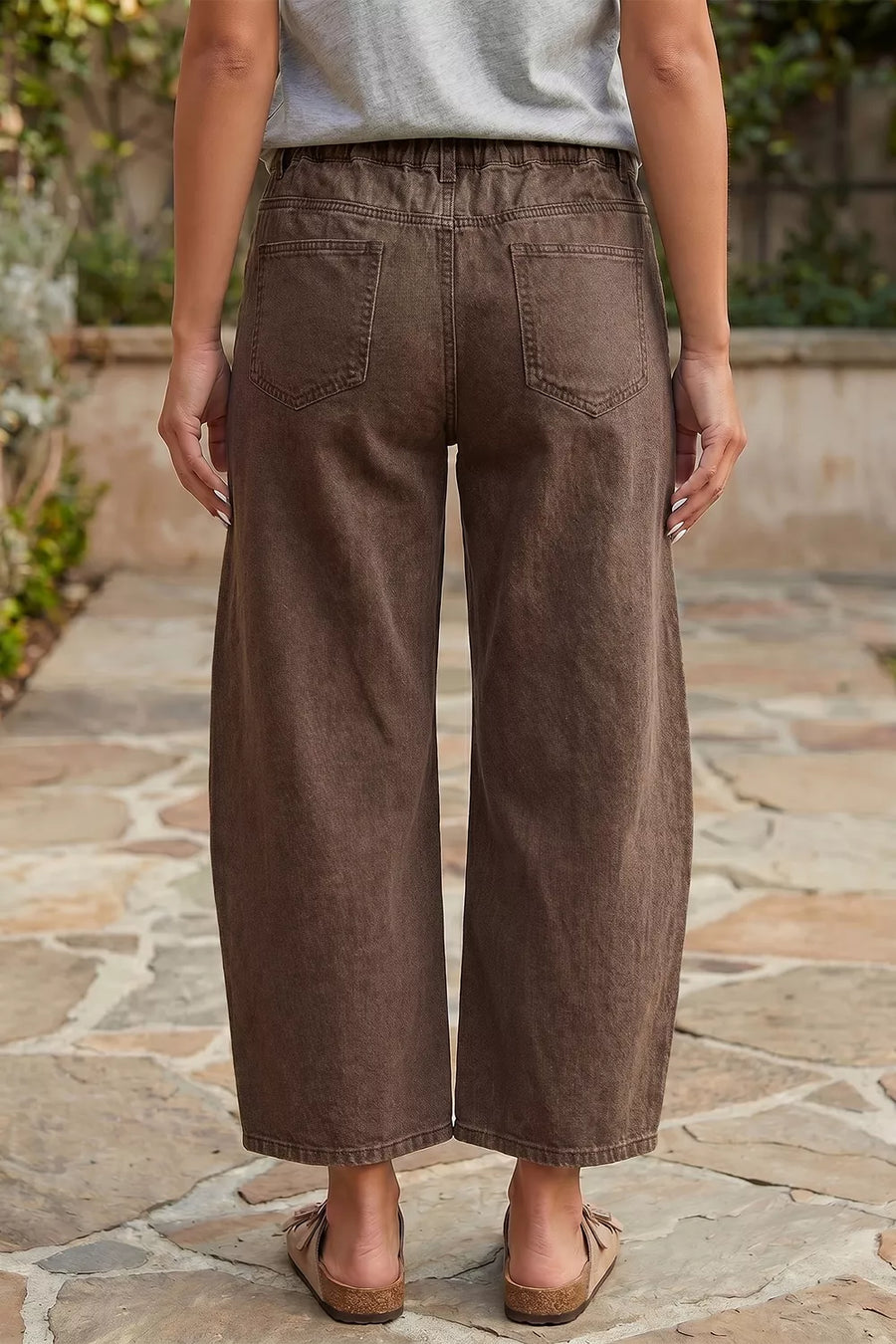 Solid Color Square Patch Pocket Barrel Jeans in this colorway