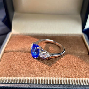 925 Sterling Silver Blue Zircon Ring in silver with gemstone
