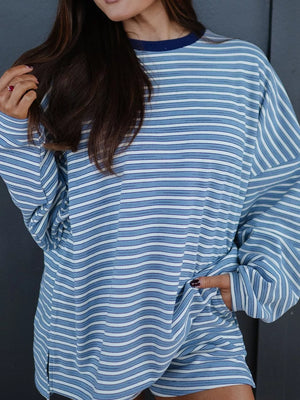 light blue pajama set with hip-length, mini and pullover, elastic