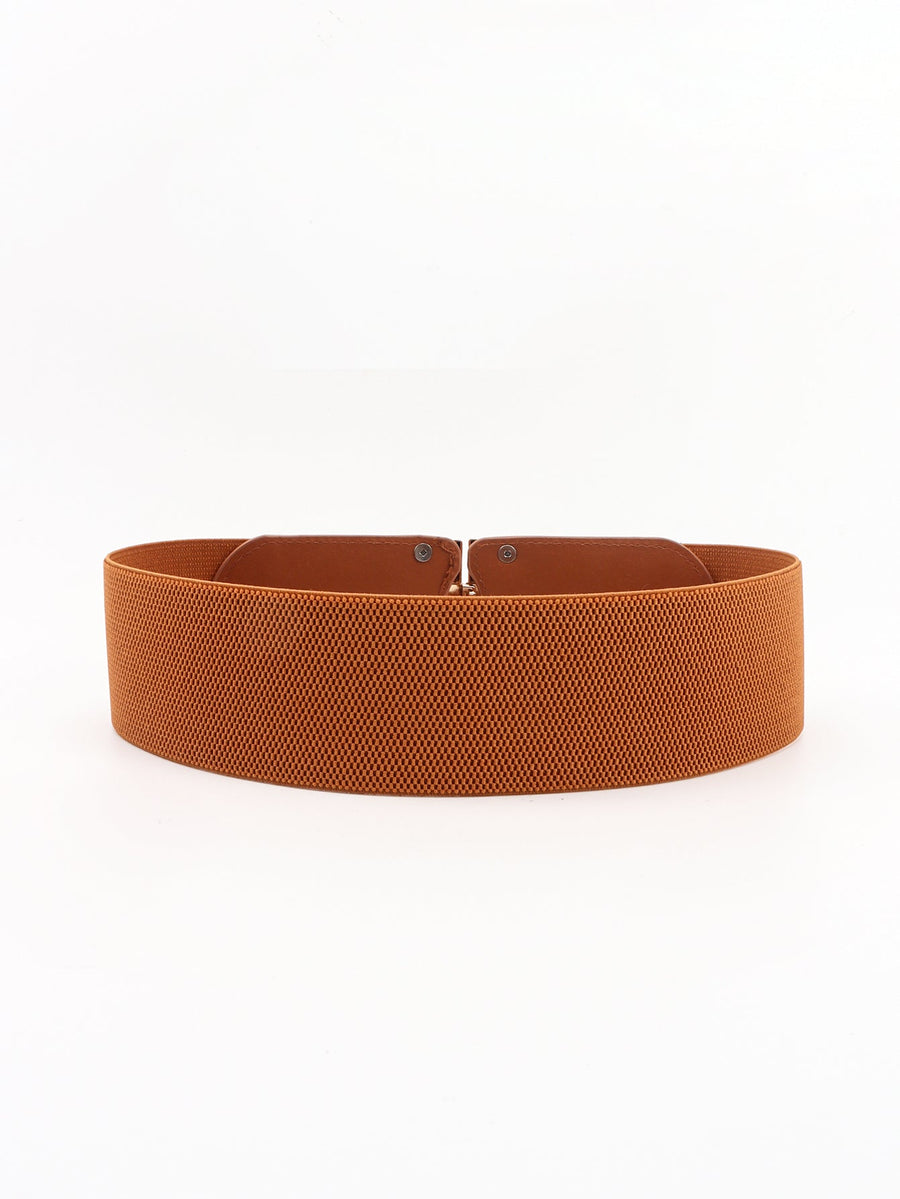 Brown elastic waist belt with double D buckle detail