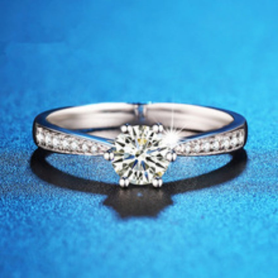 925 sterling silver,Moissanite Carat weight: 1ct Care instructions: Avoid wearin ring in Silver with ring silhouette
