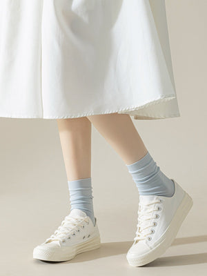 White socks with ankle-length and elastic
