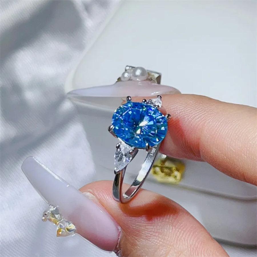 3 Carat Moissanite 925 Sterling Silver Ring in blue with 3 carat moissanite
