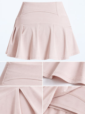 pleated skirt in Black