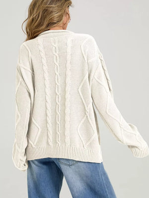 pullover sweater in Brown with cable-knit and hip-length