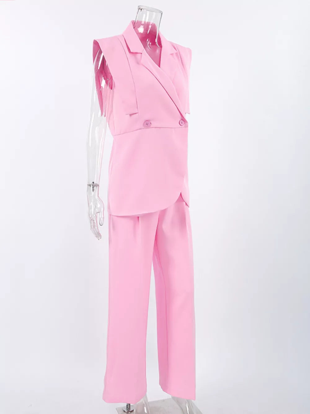 modern two-piece set in Pink with notch lapel