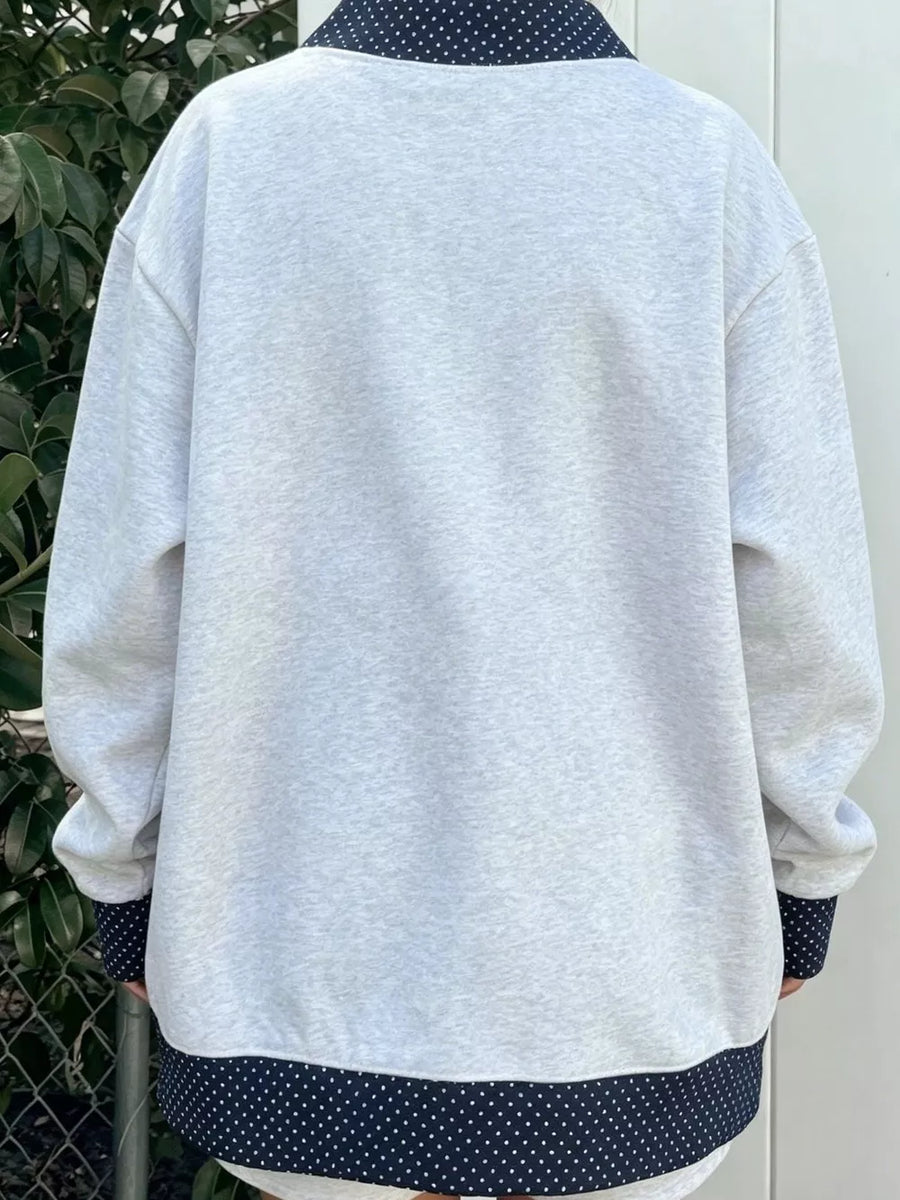 Navy Blue sweatshirt with hip-length and pullover
