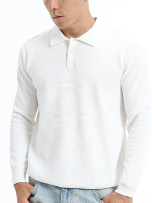White regular pullover sweater with collared