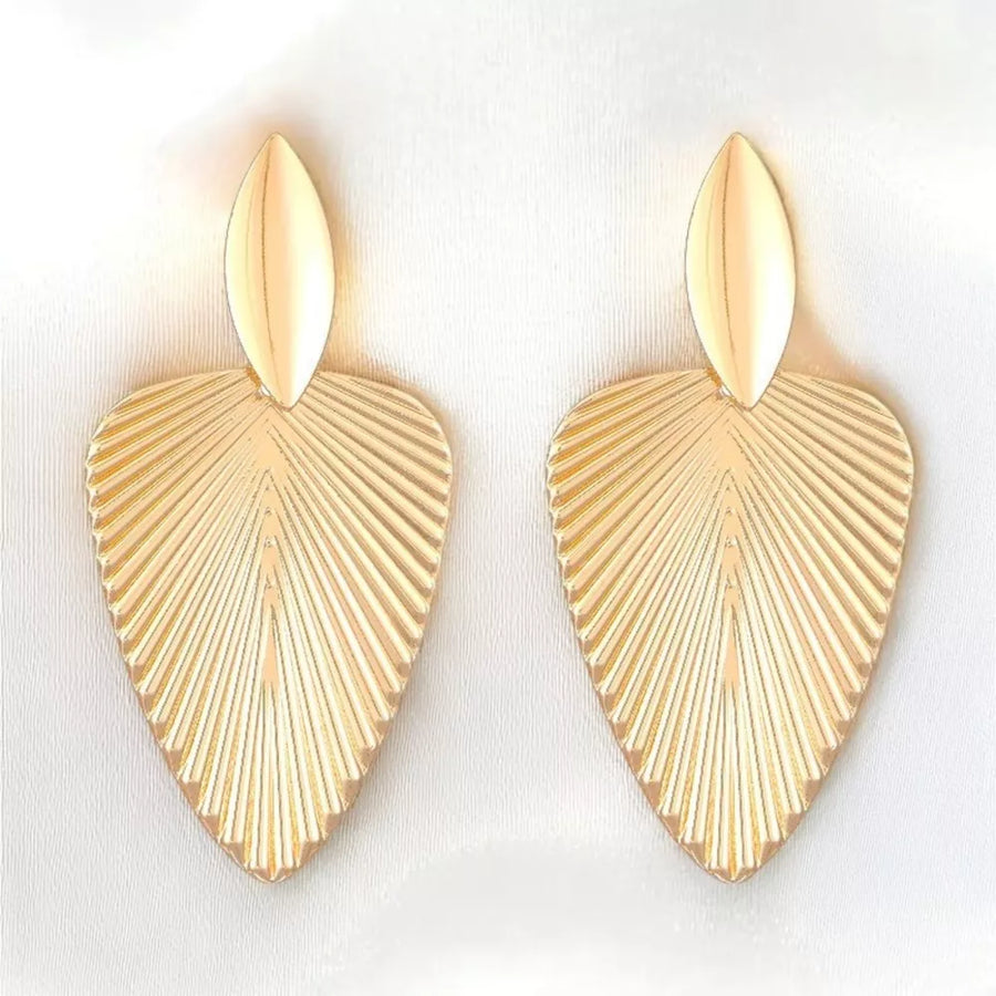 18K Gold-Plated,Alloy,Silver-plated Care instructions: Avoid wearing during exer earrings in Silver with drop silhouette