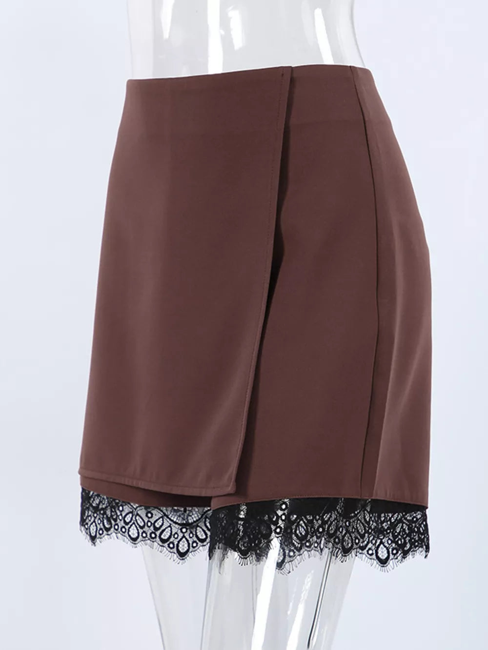 High-waisted Lace Hem Skort in Black