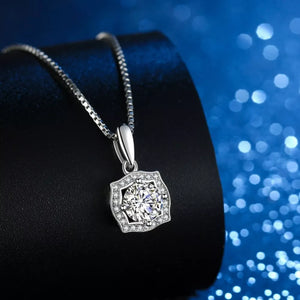 925 sterling silver,Moissanite Carat weight: 1ct Care instructions: Avoid wearin necklace in Silver with pendant necklace