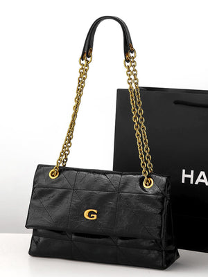 shoulder bag in Black