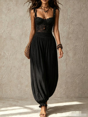 jumpsuit featuring floral in Beige with 95% polyester, 5% elastane Care instructions: Machine wash cold texture