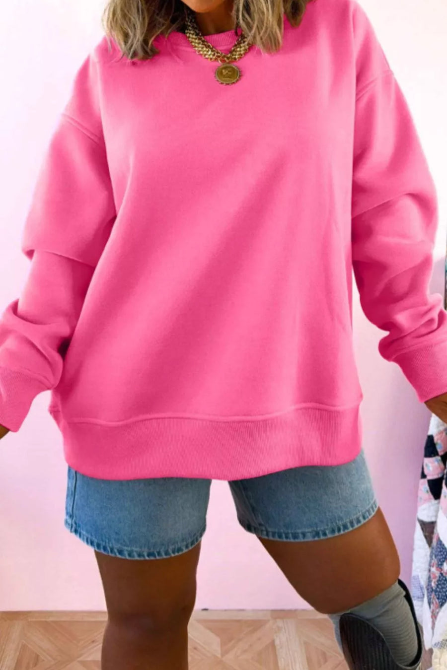 Hot Pink with Slogan Print Round Neck Long Sleeve Sweatshirt in Hot Pink