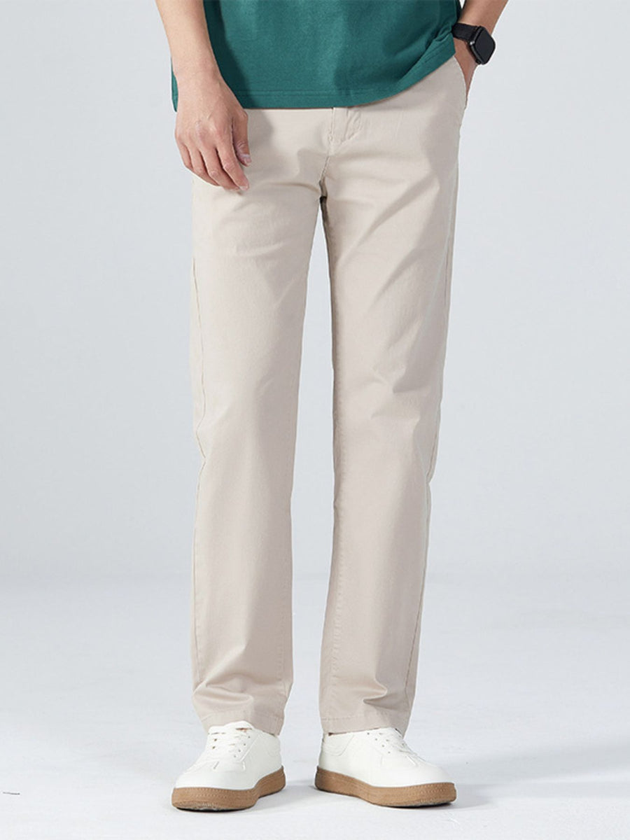 pants in Black with pocketed and full-length