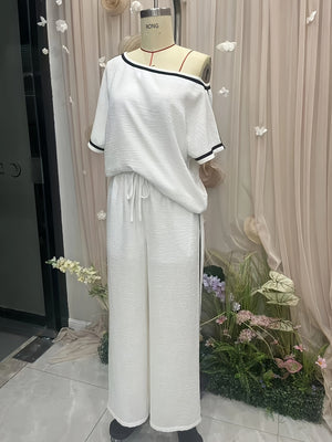 Black lounge set with hip-length, full-length and pullover, drawstring, elastic