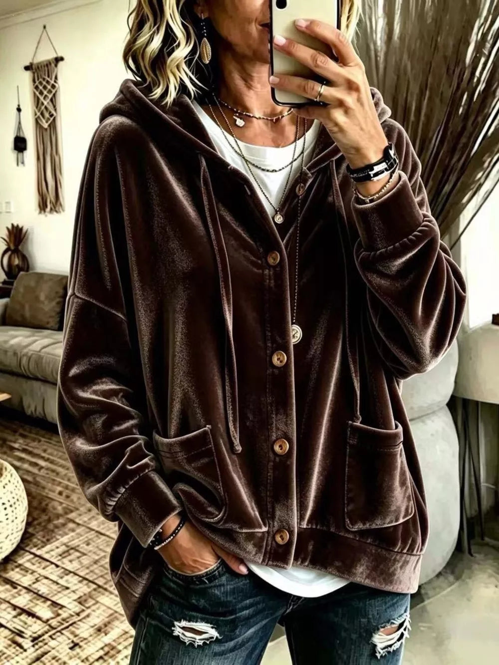 Dark Green hoodie with drawstring and long sleeve