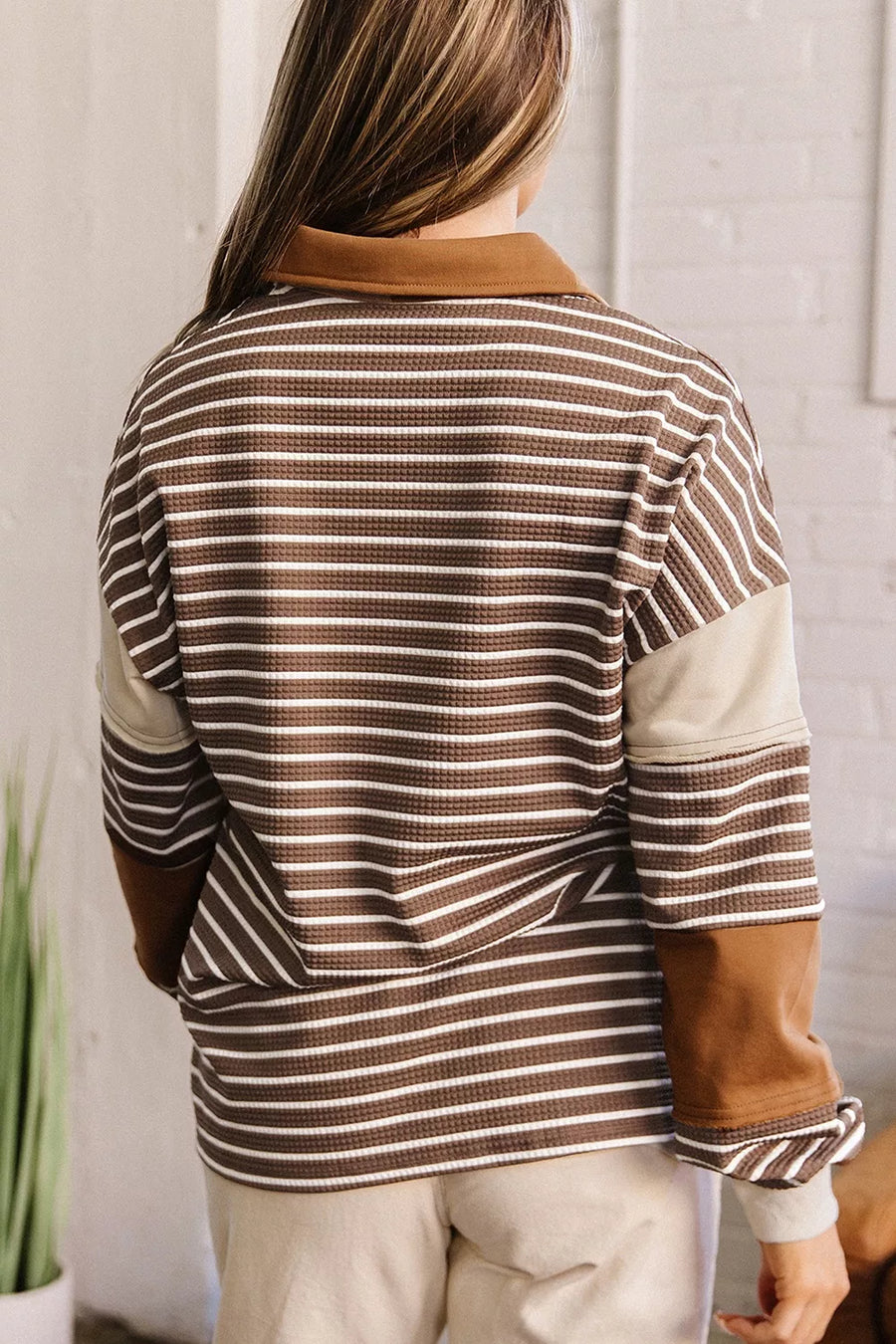 Knit Long-sleeve Top in Coffee Brown