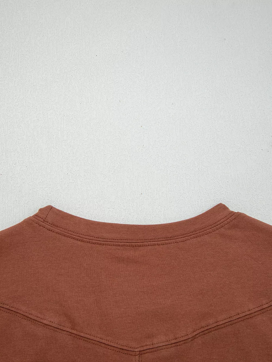 minimalist t-shirt in Caramel with crew neck