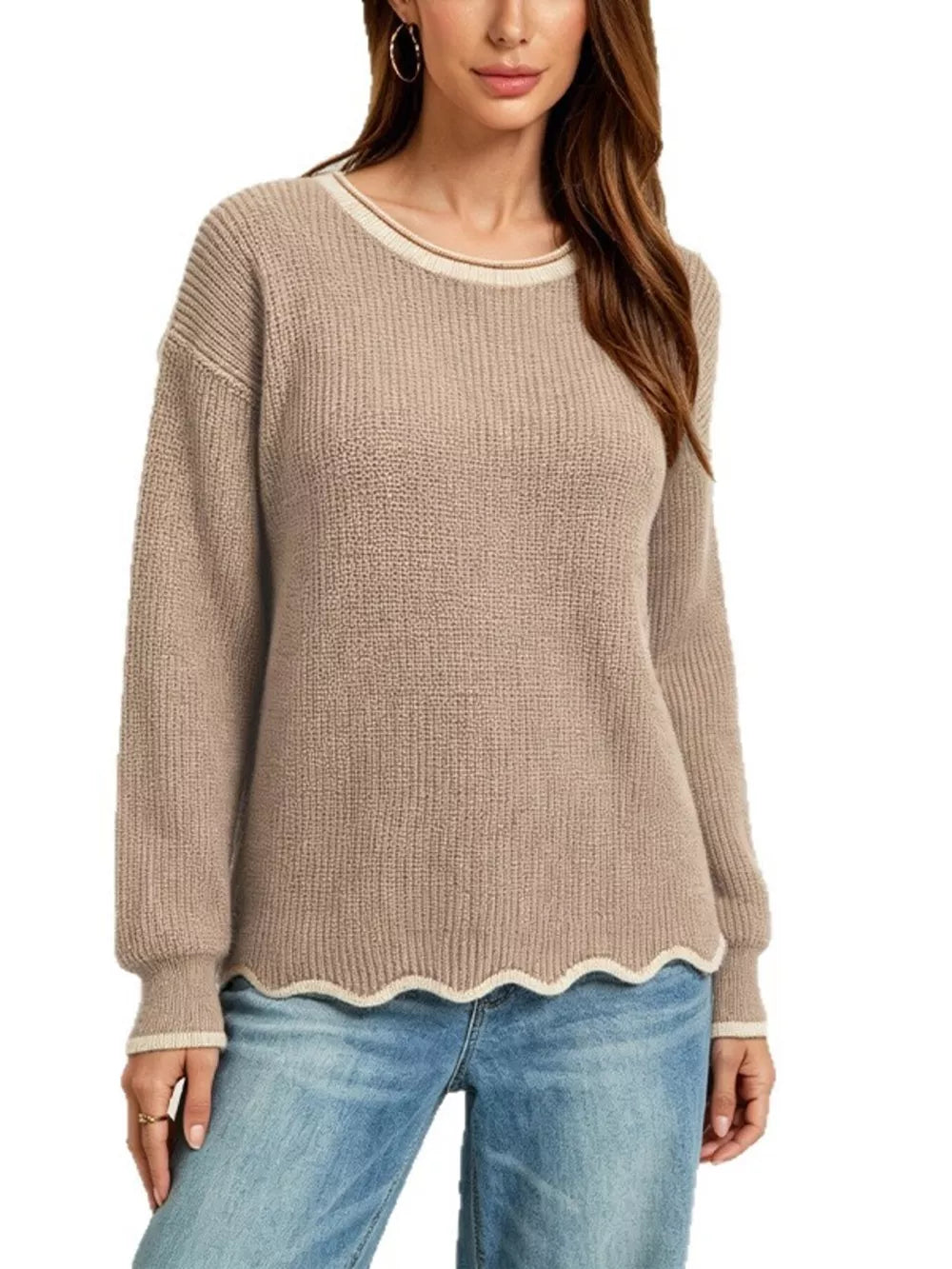 Contrast Trim Scalloped Hem Ribbed Knit Sweater in Black with ribbed