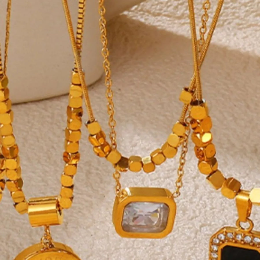 necklace in Gold