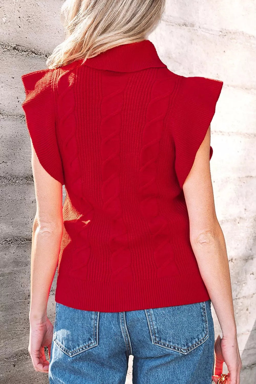 turtleneck sweater in Scarlet with cable knit and cable-knit