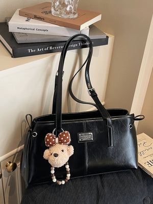 handbag in black