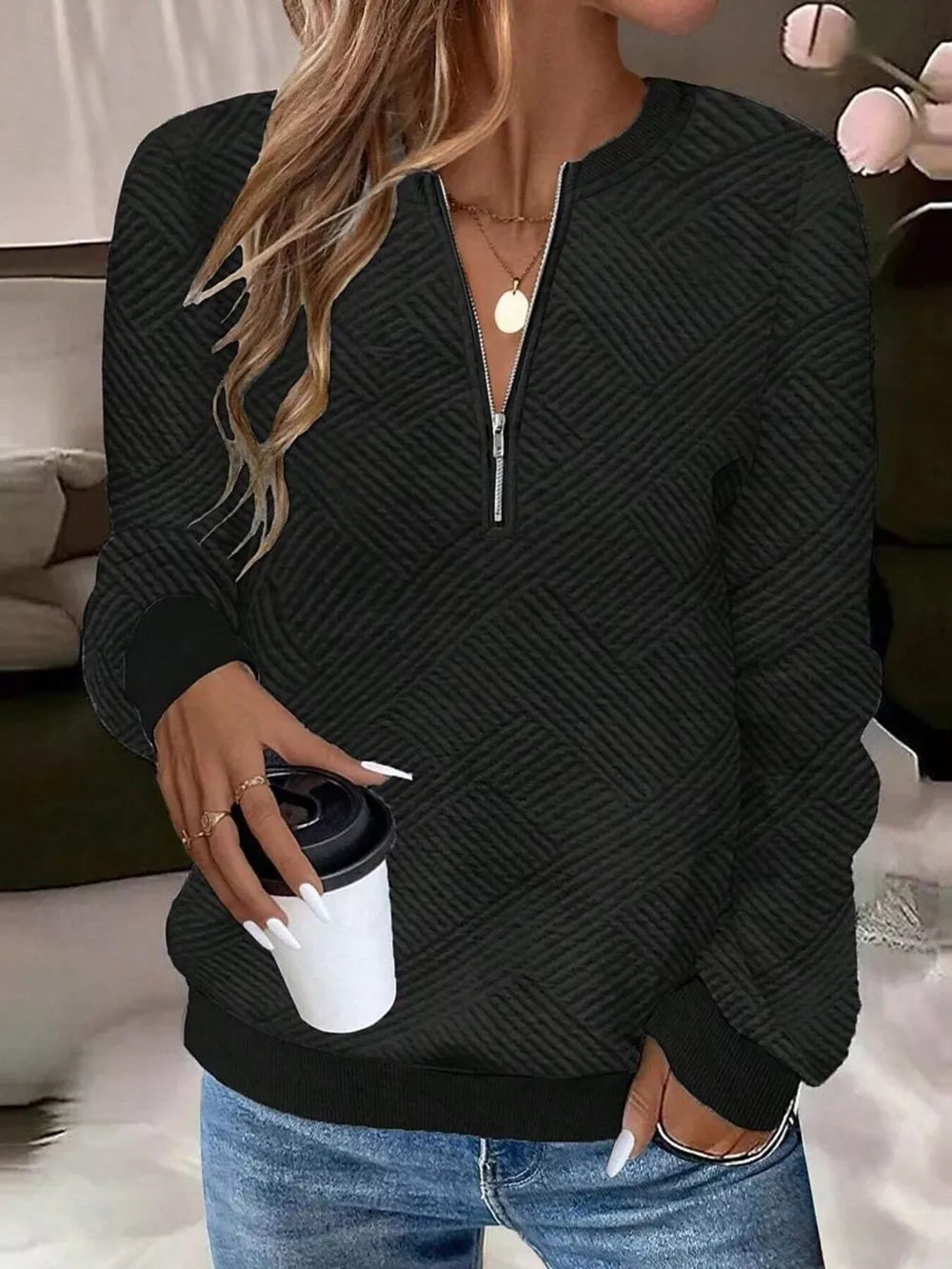 Textured Quarter-zip Sweatshirt in Black