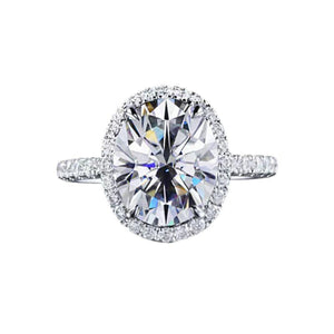 925 sterling silver,Moissanite Carat weight: 2ct Care instructions: Avoid wearin ring in Silver with classic silhouette
