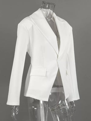 blazer in White with padded shoulders and hip-length