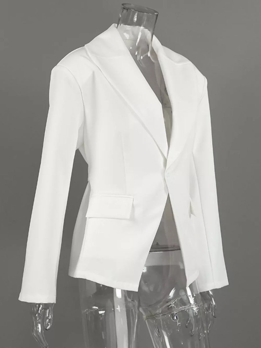 blazer in White with padded shoulders and hip-length