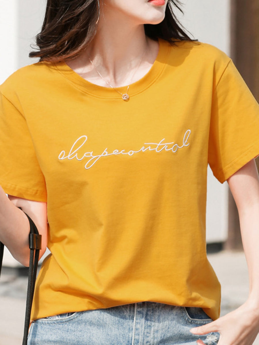 Yellow t-shirt with hip-length and pullover