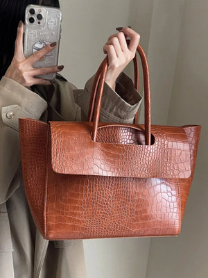 Crocodile-embossed Shoulder Bag option 6