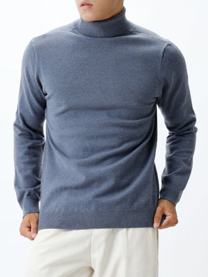 Apricot turtleneck sweater with stretch and long sleeve