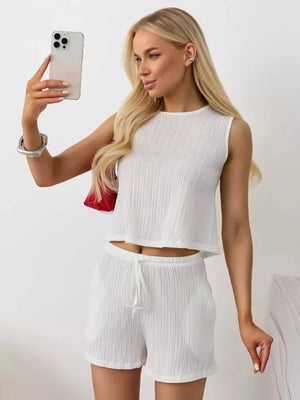 White textured cotton tank top and drawstring shorts set