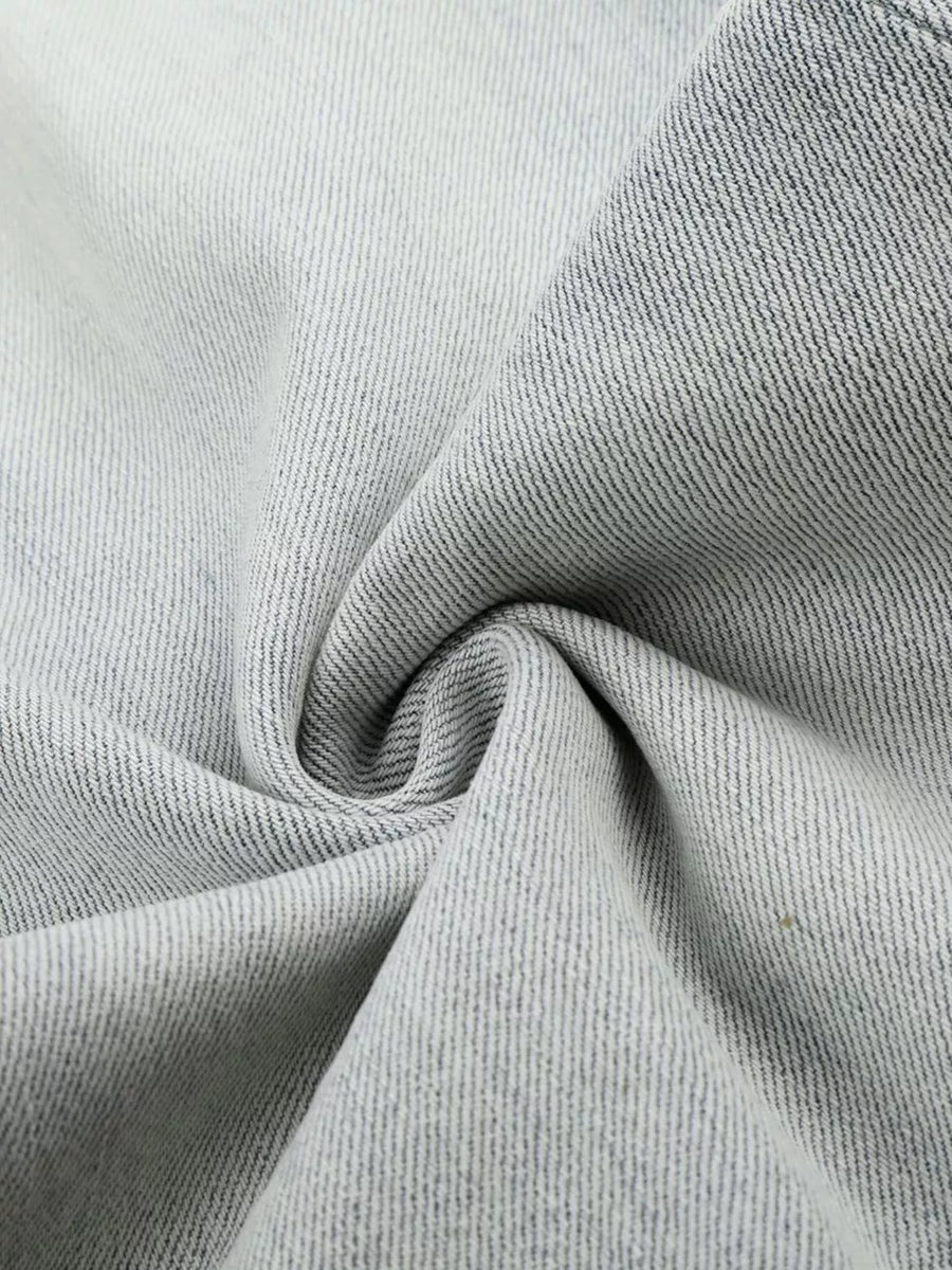 jeans featuring ombre in light blue with 83% Cotton 13% Lyocell 4% Linen Care instructions: Machine wash cold texture