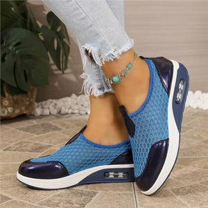 Round Toe Mesh Sneakers in Pink