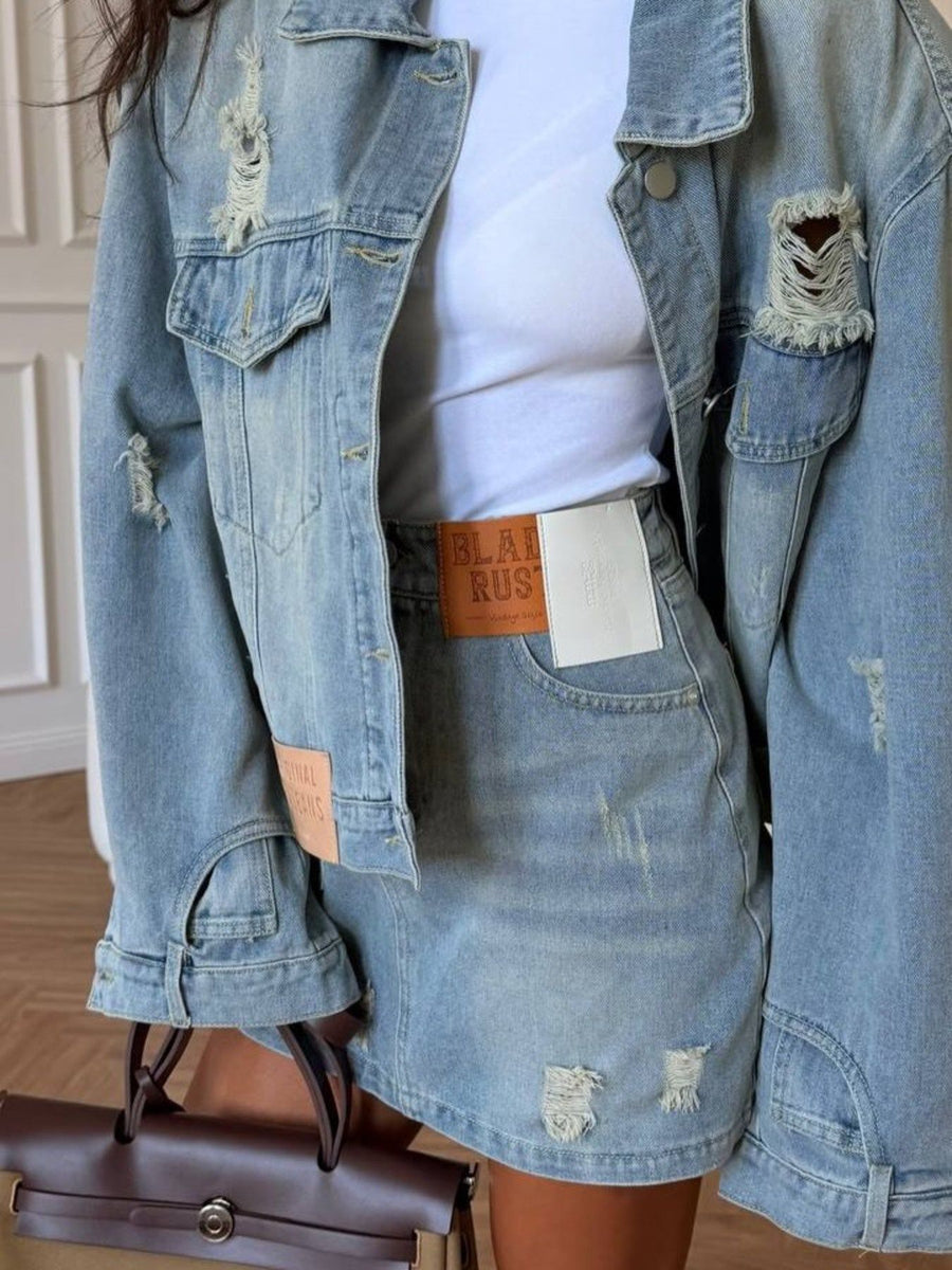 light blue oversized jacket, A-line skirt denim set with collared