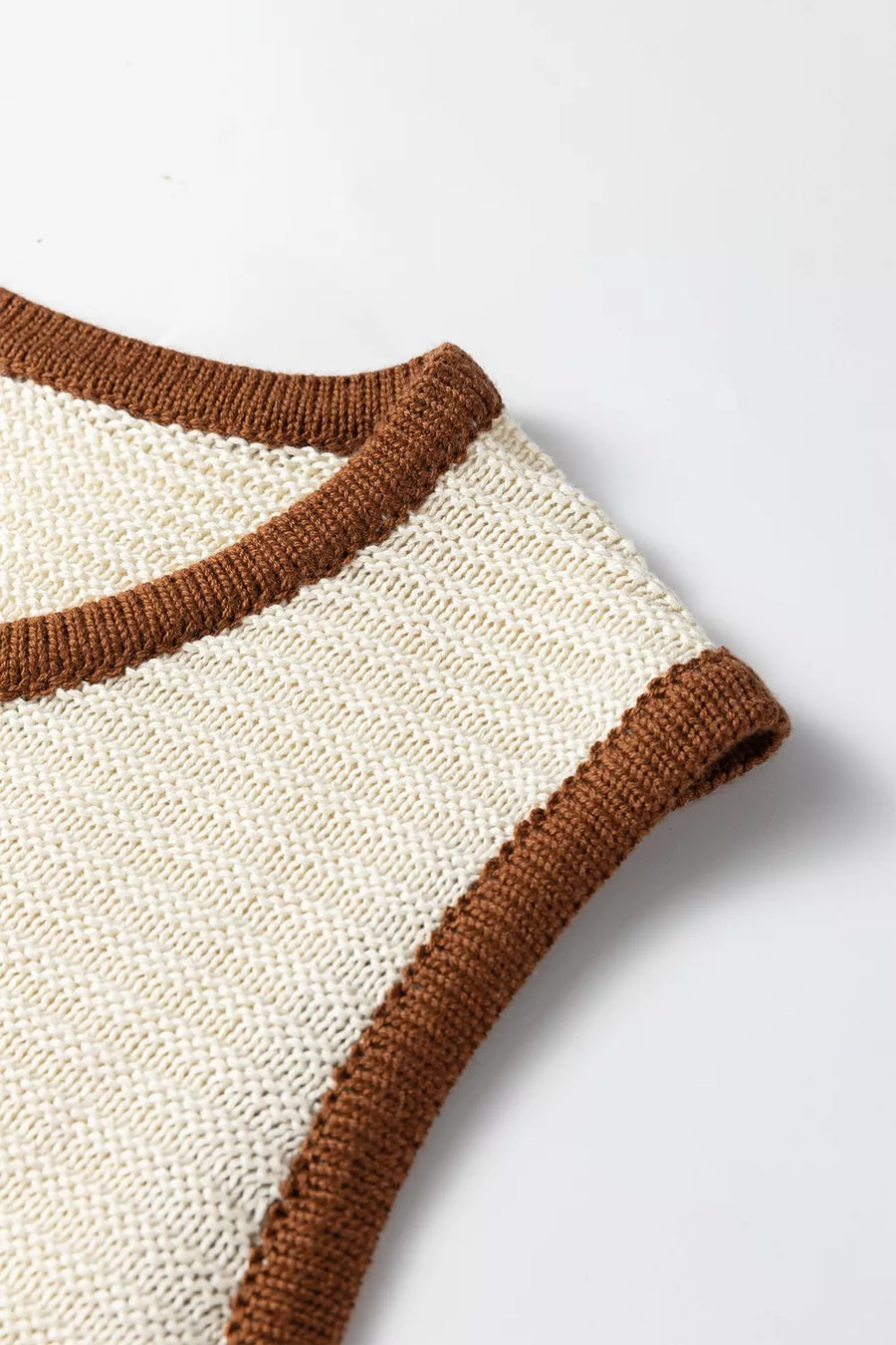 Beige regular sweater vest with round neck