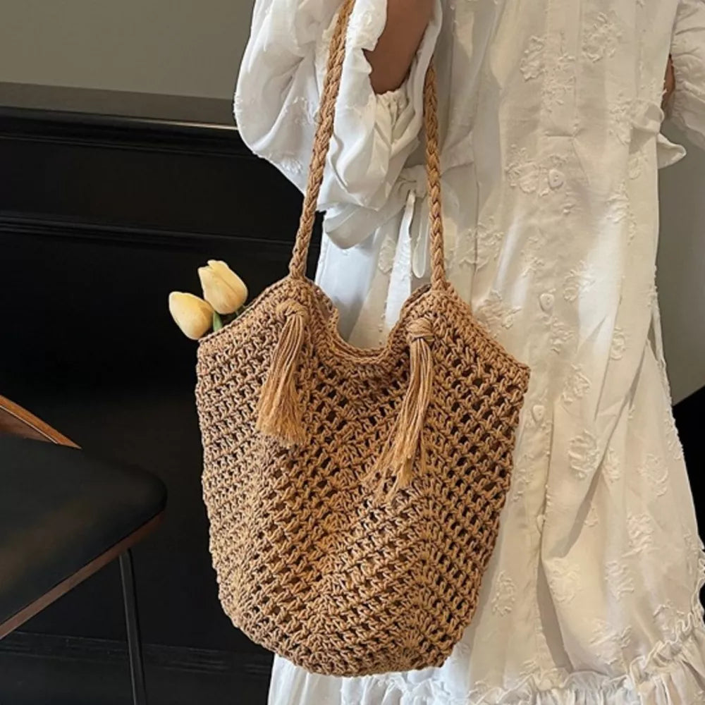handbag in Khaki with crochet and tassel accents