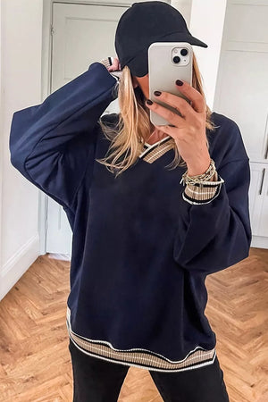Dark Navy sweatshirt with hip-length and pullover