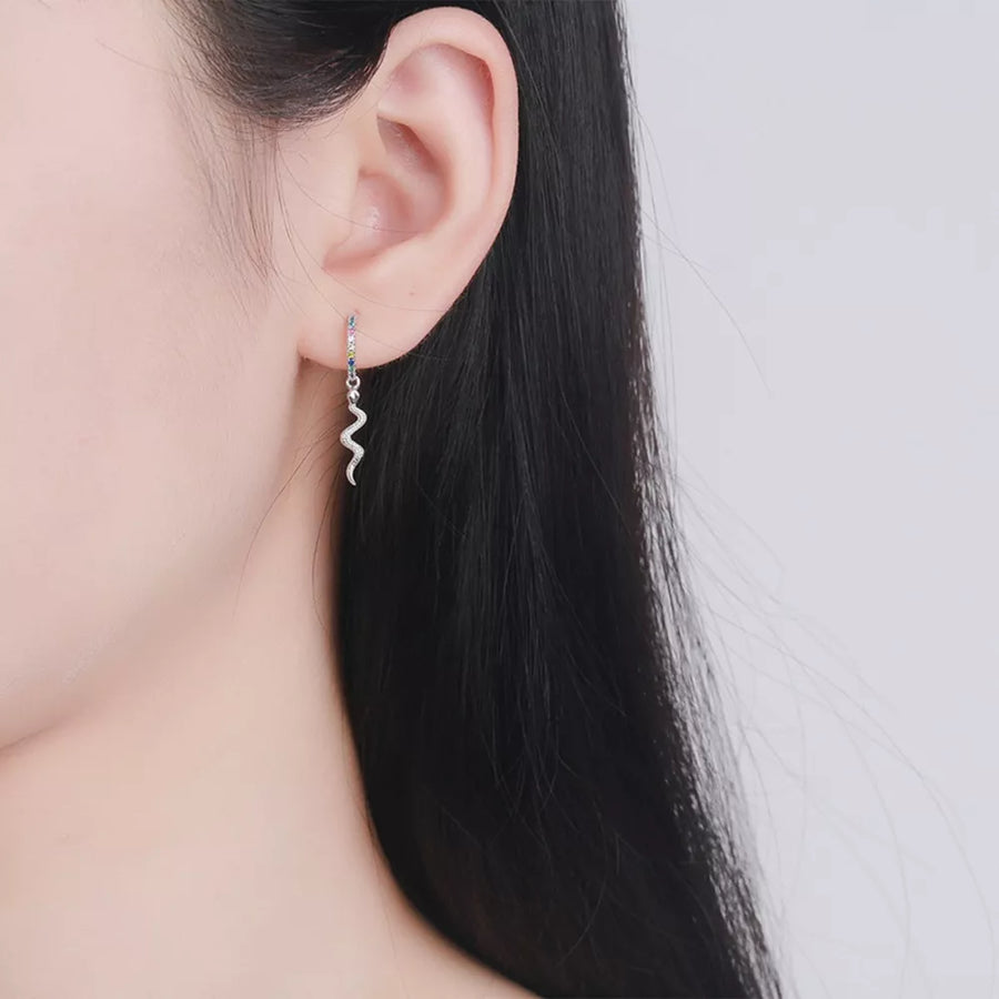 earrings in Silver with geometric and zircon embellishment