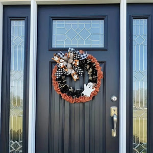 wreath in black with gingham and ruffled