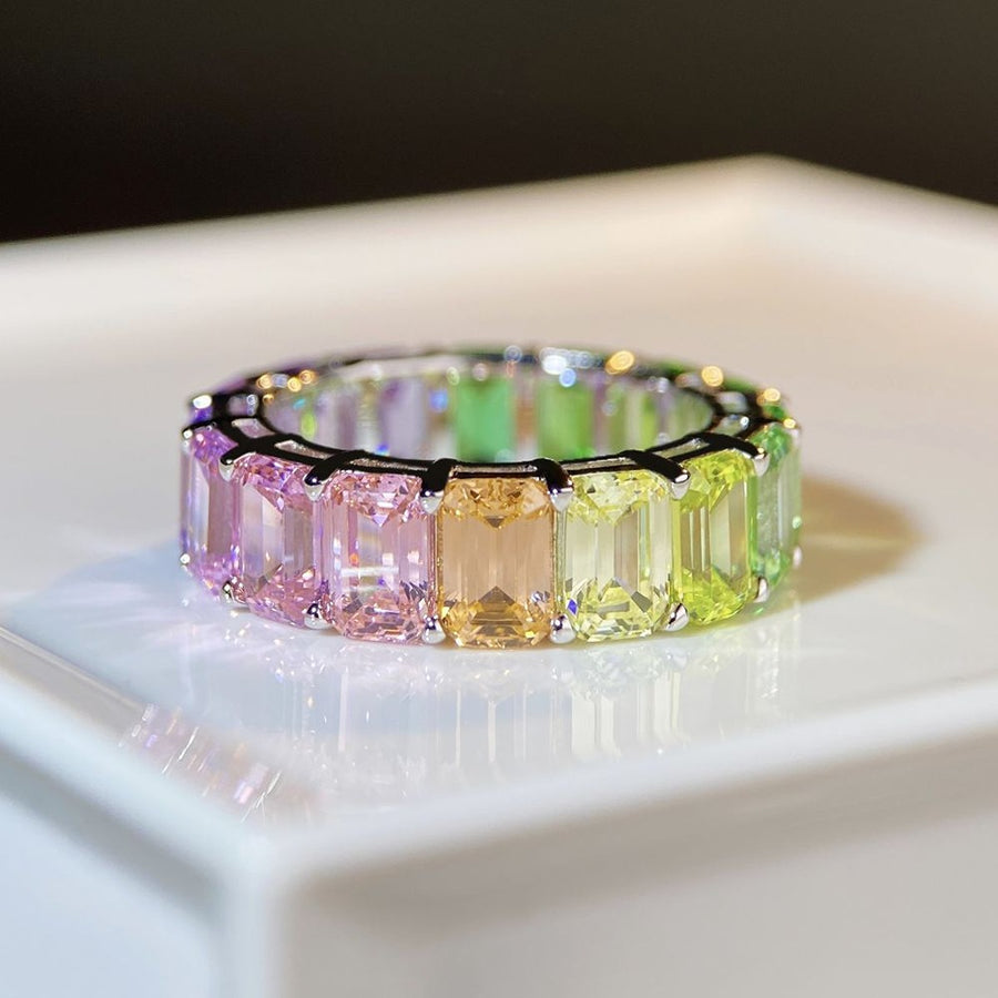 925 Sterling Silver Light Green Zircon Ring in pink with multi-colored stones