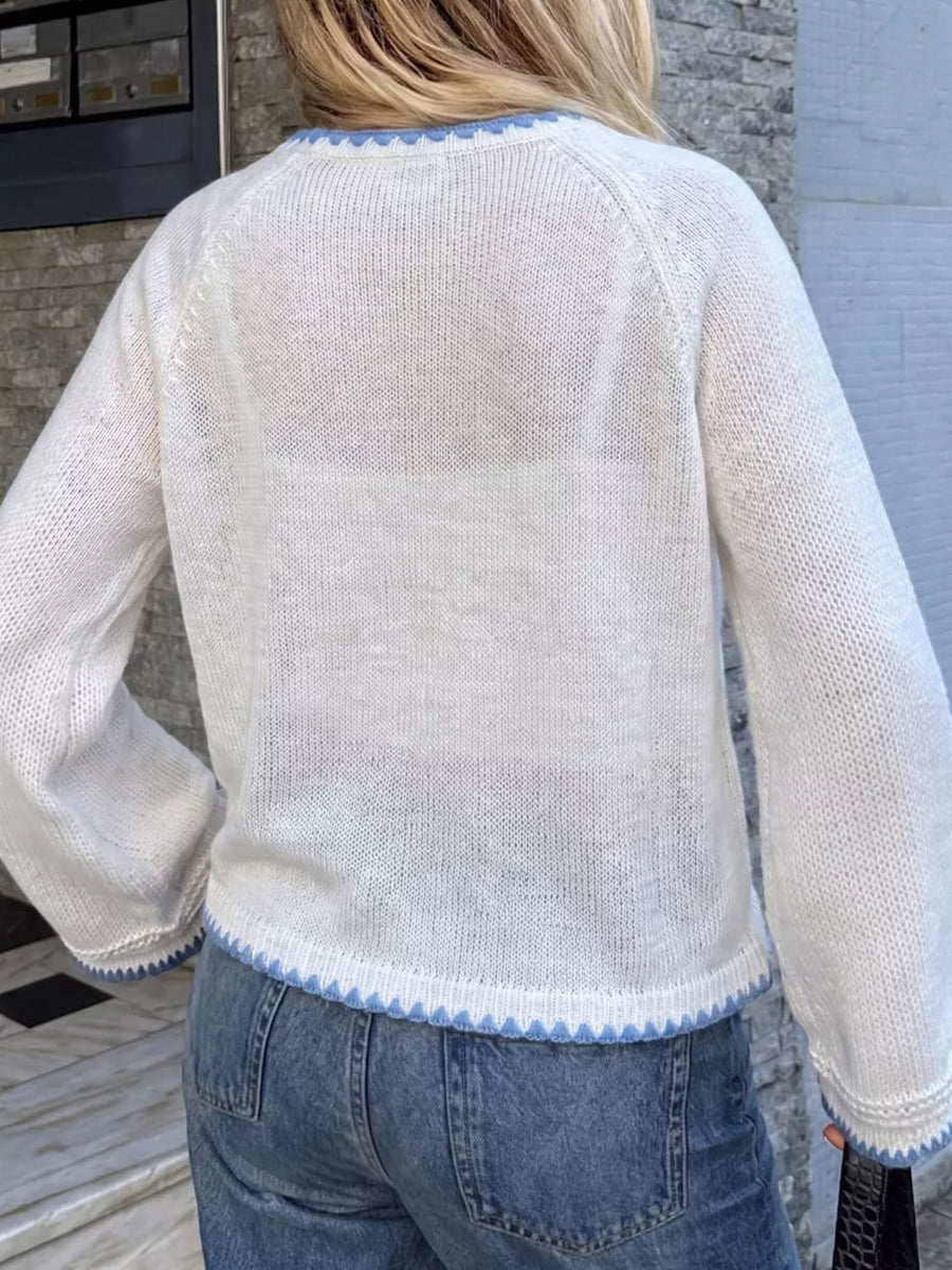 coastal pullover sweater in White with round neck