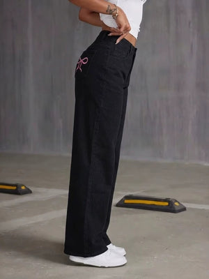 73% Cotton, 14% Rayon, 11% Polyester, 2% Spandex Care instructions: Machine wash wide-leg jeans in Black with loose