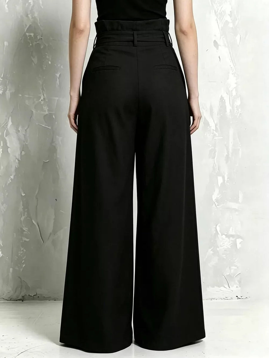 White wide-leg pants with full-length and elastic