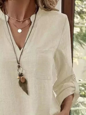 Casual V-neck Roll-sleeve T-shirt With Pocket in Off-white