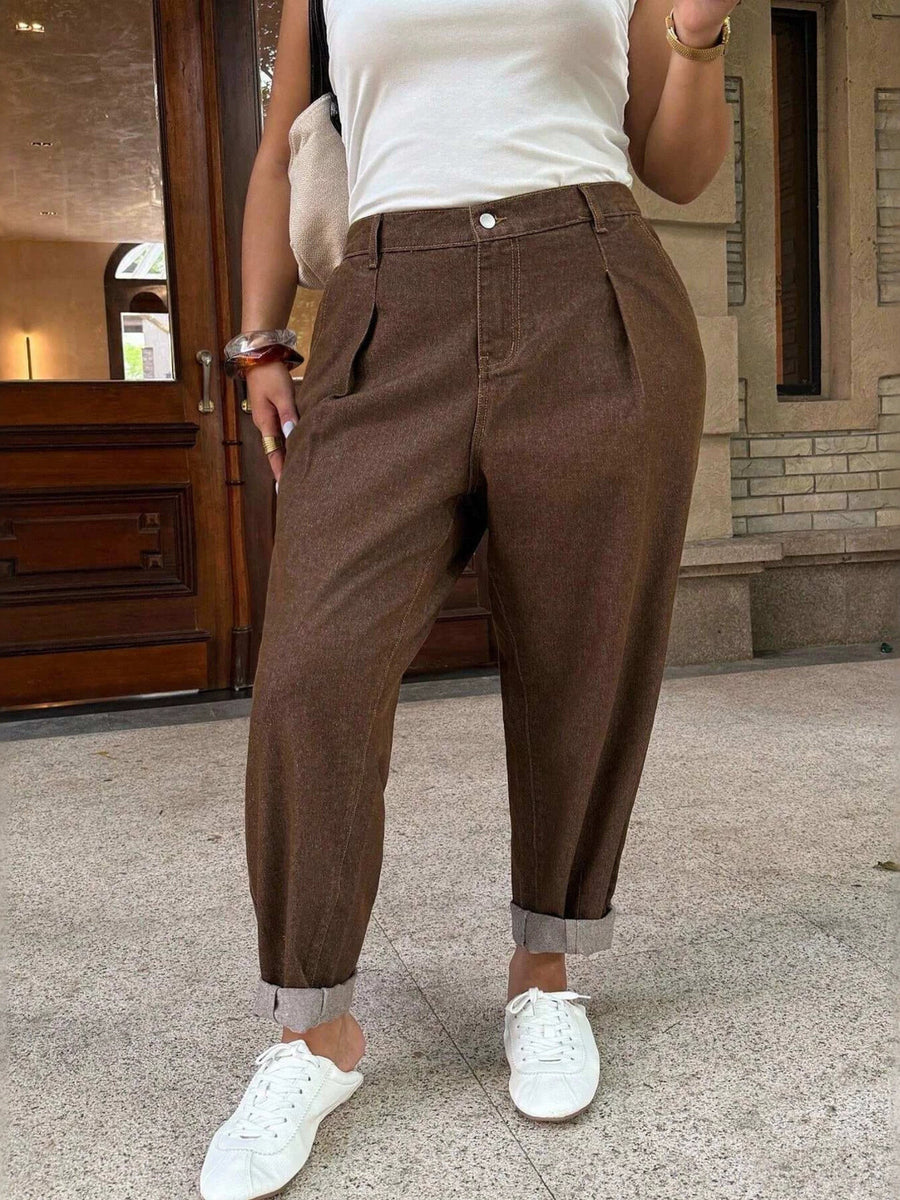 Plus Size Pleated Loose Fit Jeans in brown with buttoned